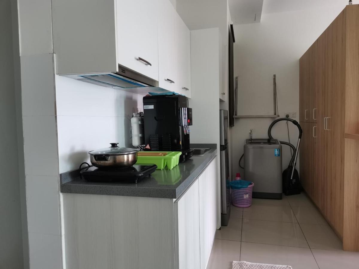 Studio Apartment Cyberjaya Near Bus Terminal Eksteriør billede